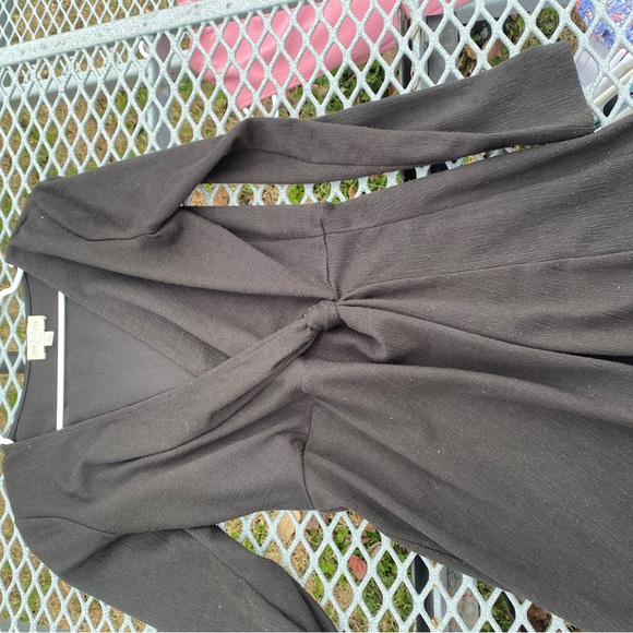 Classy Dresses Bundle - Picture 9 of 10